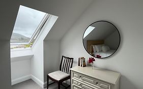 Cille Apartments, Ballyferriter Village